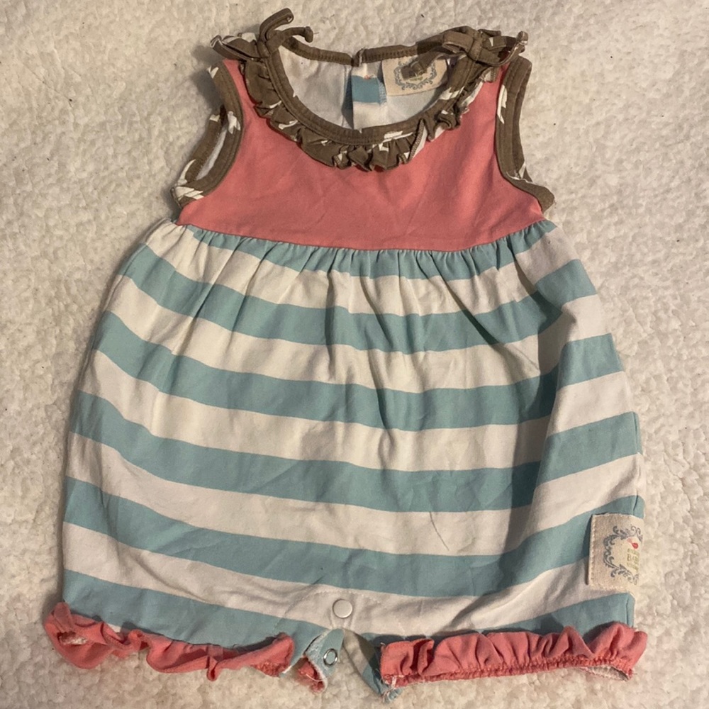 Swanky baby vintage bubble size 6-9m